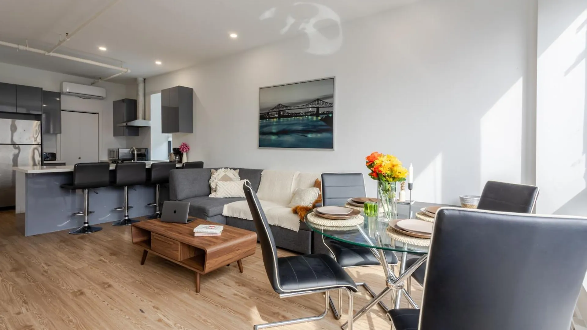 Urban 1Bdr Apartment On Bishop -Mtl Live Spot Zx3 Montreal