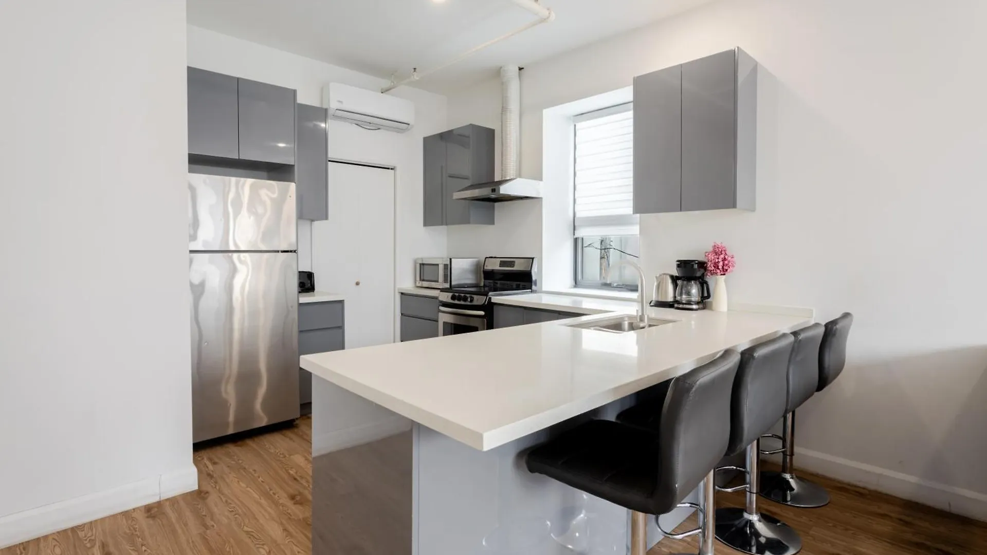 Urban 1Bdr Apartment On Bishop -Mtl Live Spot Zx3 Montreal
